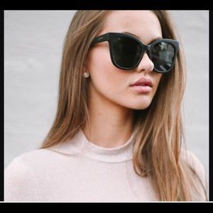 Quay “It’s my Way” Black Sunglasses